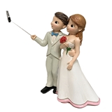 Coppia Sposi con selfie stick foto